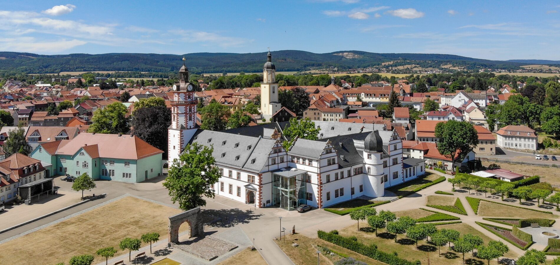 News - Schloss Ehrenstein und der Kubus Magicus